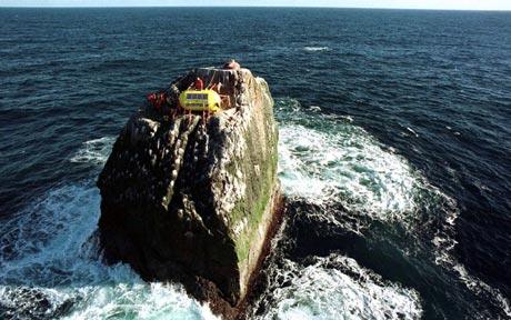 rockall_greenpeace_1