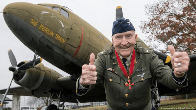 Screenshot_2020-01-20 Berlin Airlift 70 years on When occupiers became protectors DW 24 06 2018(1)